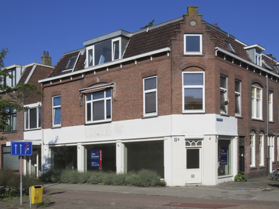 908812 Gezicht op het winkelhoekpand Vondellaan 15a te Utrecht, met rechts de Da Costakade.N.B. bouwjaar: 1915 (?)de ...